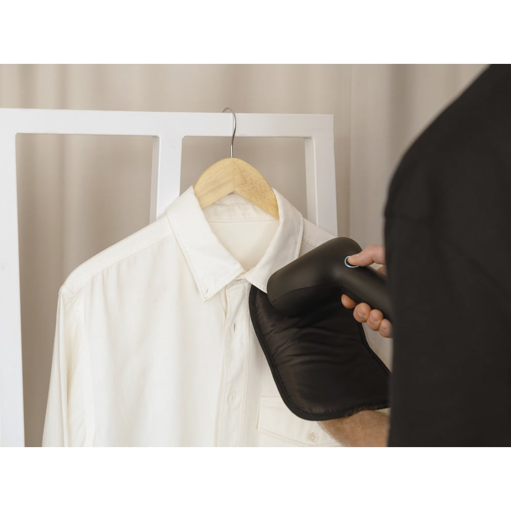 Černý napařovač oděvů Cirrus X – Steamery - Obrázek 2