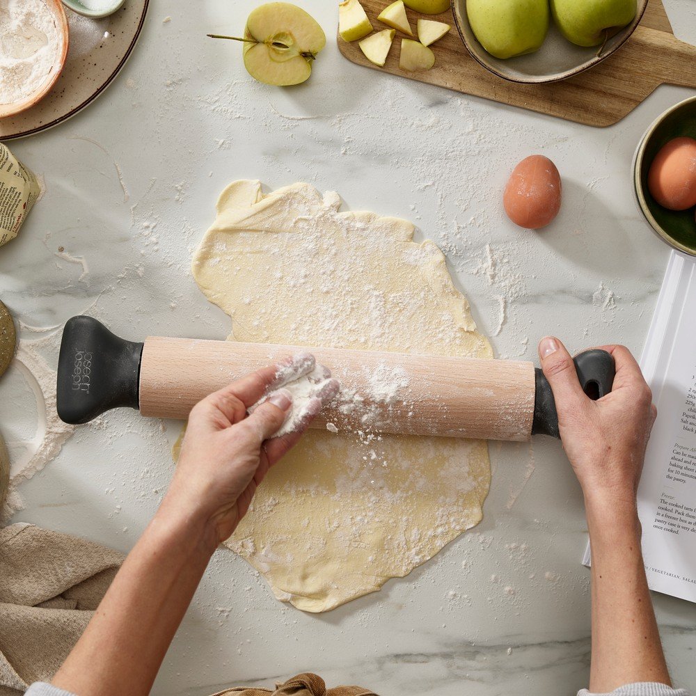 Dřevěný váleček na těsto Joseph Joseph Grip-Pin - Obrázek 2