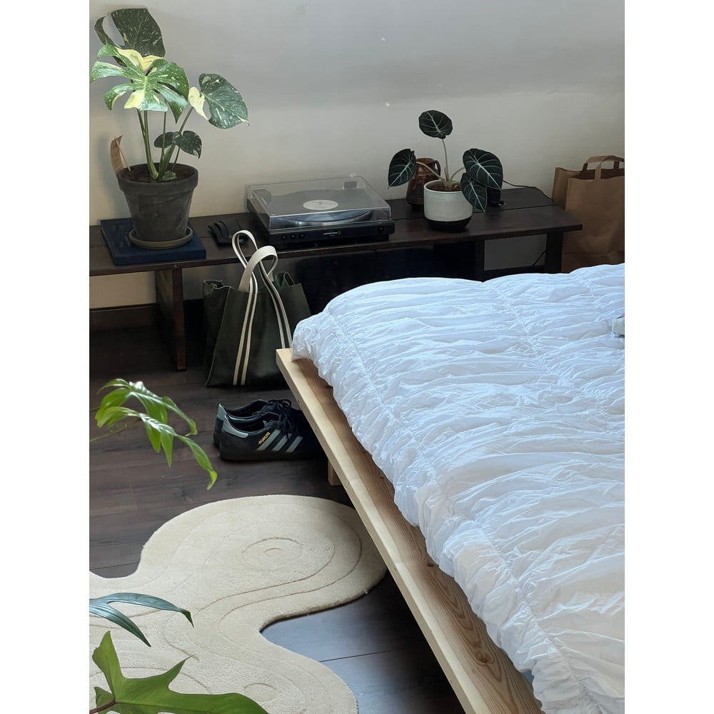 Dvoulůžková postel z borovicového dřeva s roštem 180x200 cm Japan – Karup Design - Obrázek 2