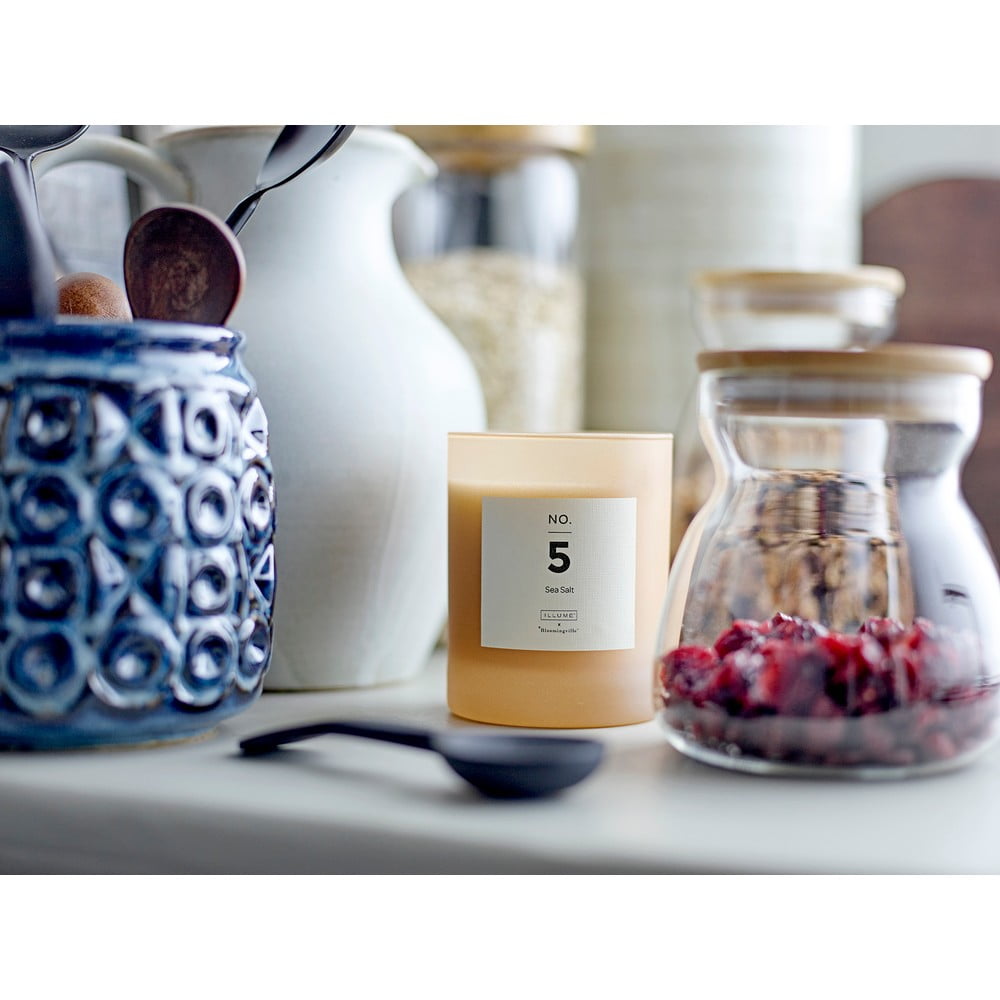 Vonná svíčka doba hoření 50 h No. 5 Sea Salt – ILLUME x Bloomingville - Obrázek 2