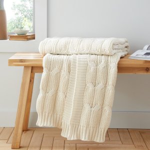 Bílo-béžová pletená deka 130×170 cm Chunky Marl Knit – Catherine Lansfield