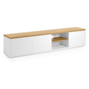 Bílý TV stolek 200×44 cm Abilen – Kave Home