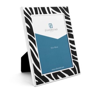 Černo-bílý kovový stojací/na zeď rámeček 16,5×22 cm Zebra – Zilverstad
