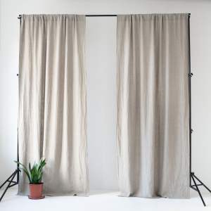 Béžový lněný závěs s tunýlkem Linen Tales Night Time, 275 x 140 cm