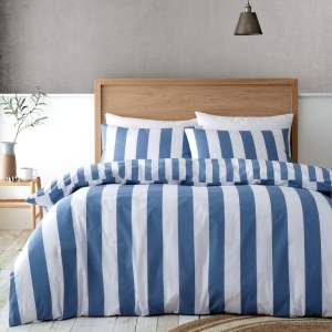 Bílo-modré povlečení na dvoulůžko 200×200 cm Cove Stripe – Catherine Lansfield