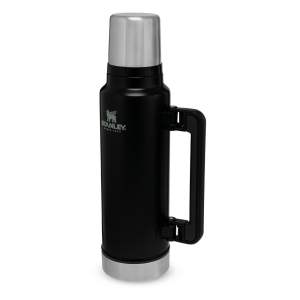 Černá termoska s hrníčkem 1,4 l – Stanley