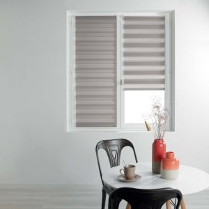 Světle hnědá textilní roleta den a noc 60×90 cm Daynight – douceur d’intérieur