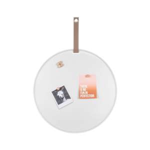 Bílá kovová nástěnka PT LIVING Perky, ø 50 cm