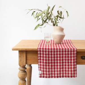 Lněný běhoun na stůl 40×200 cm Red Gingham – Linen Tales