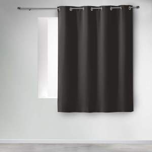 Černý zatemňovací závěs 135×180 cm Occult – douceur d’intérieur