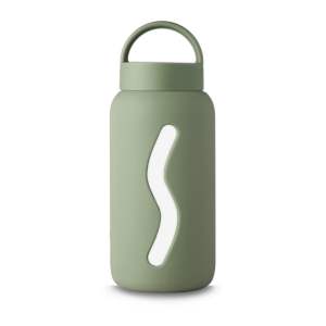 Cestovní lahev šalvějově zelená 500 ml Silver Sage – Muuki