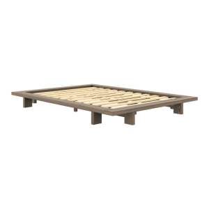 Hnědá dvoulůžková postel z borovicového dřeva s roštem 160×200 cm Japan – Karup Design
