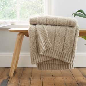 Béžová pletená deka 150×200 cm Cable Knit – Bianca
