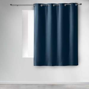 Tmavě modrý zatemňovací závěs 135×180 cm Occult – douceur d’intérieur