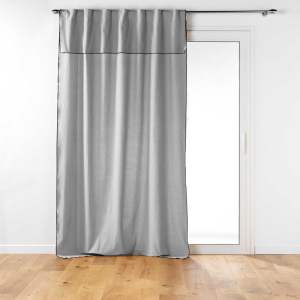 Světle šedý závěs 140×240 cm Mistraline – douceur d’intérieur