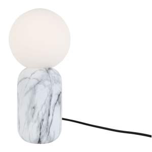 Bílá stolní lampa v mramorovém dekoru Leitmotiv Gala, výška 32 cm