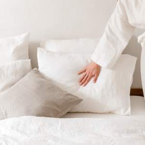 Povlak na polštář s příměsí lnu 70×90 cm – Linen Tales