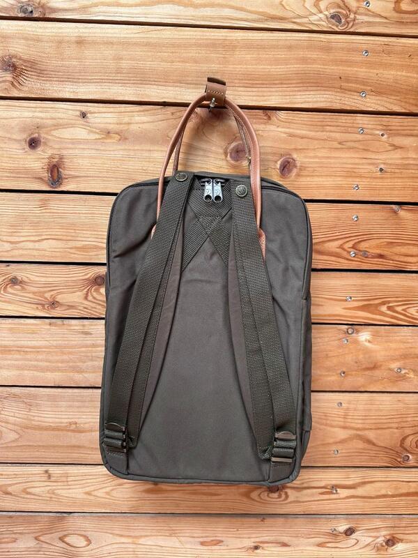 Carnilove Kanken bag No. 2 Laptop 15 Dark Olive - Obrázek 2