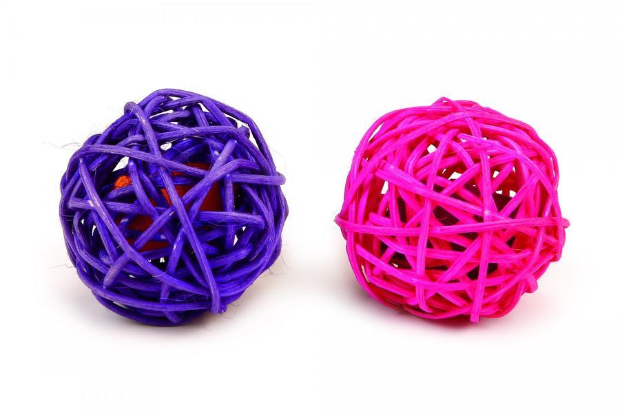 Beeztees Balonek ratanový s catnipem 18cm Beeztees Balonek ratanový s catnipem 18cm