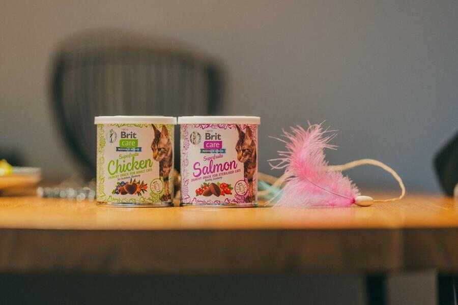 Brit Care Cat Snack Superfruits Chicken 100 g - Obrázek 2