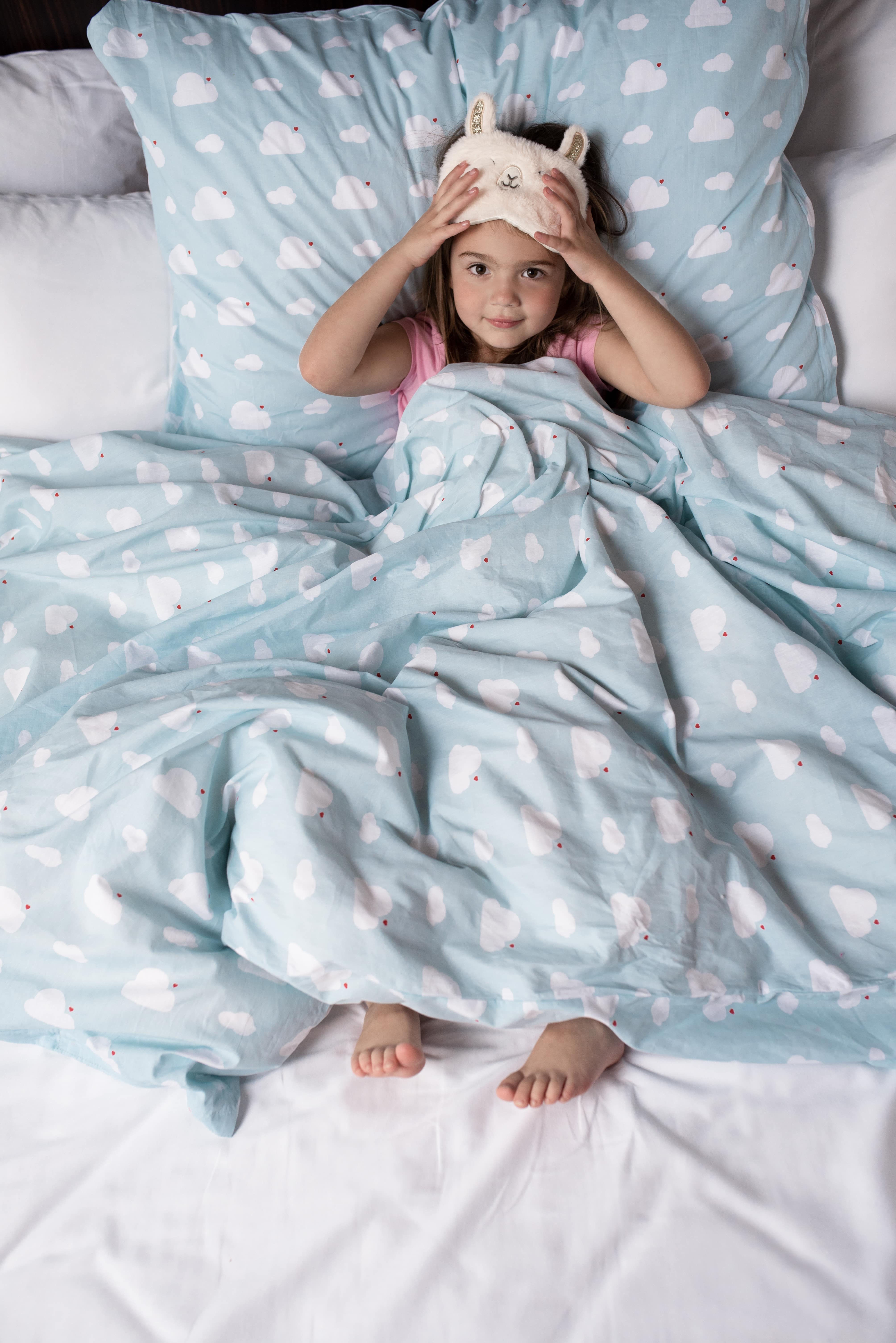 PovlečemeVás Bavlněné povlečení 140x200 + 70x90 cm - Láskyplné obláčky - Obrázek 2