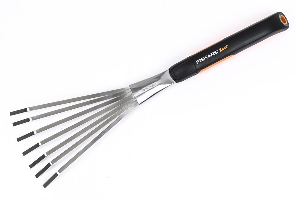Hrábě ruční Fiskars Xact™ 1027044 Hrábě ruční Fiskars Xact™ 1027044