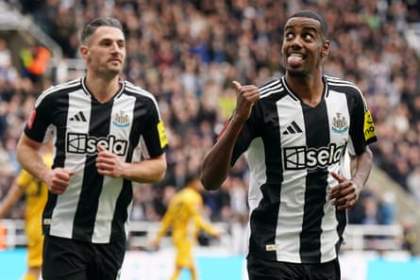 Alexander Isak to Liverpool? And your questions answered – Soccer Weekly | Soccer Alexander Isak to Liverpool? And your questions answered – Soccer Weekly | Soccer