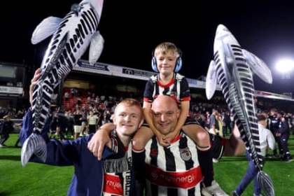 Grimsby’s glory and Scottish sides droop in Europe – Soccer Weekly | Soccer Grimsby’s glory and Scottish sides droop in Europe – Soccer Weekly | Soccer