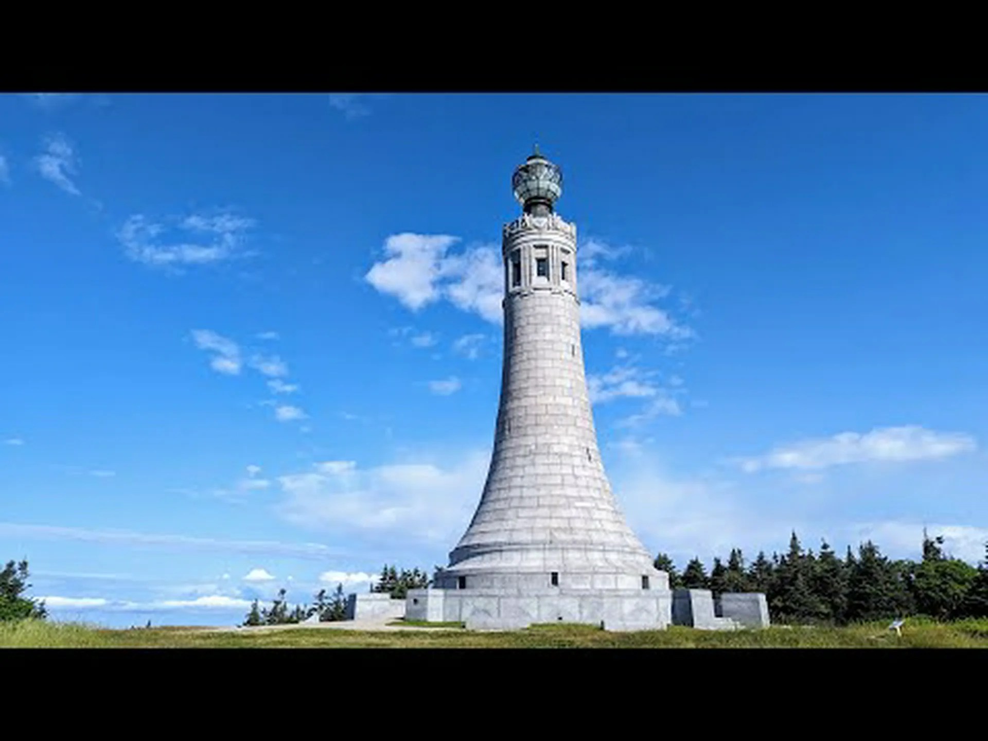 マサチューセッツ州のグレイロック山の高さはどれくらいですか? マサチューセッツ州のグレイロック山の高さはどれくらいですか?