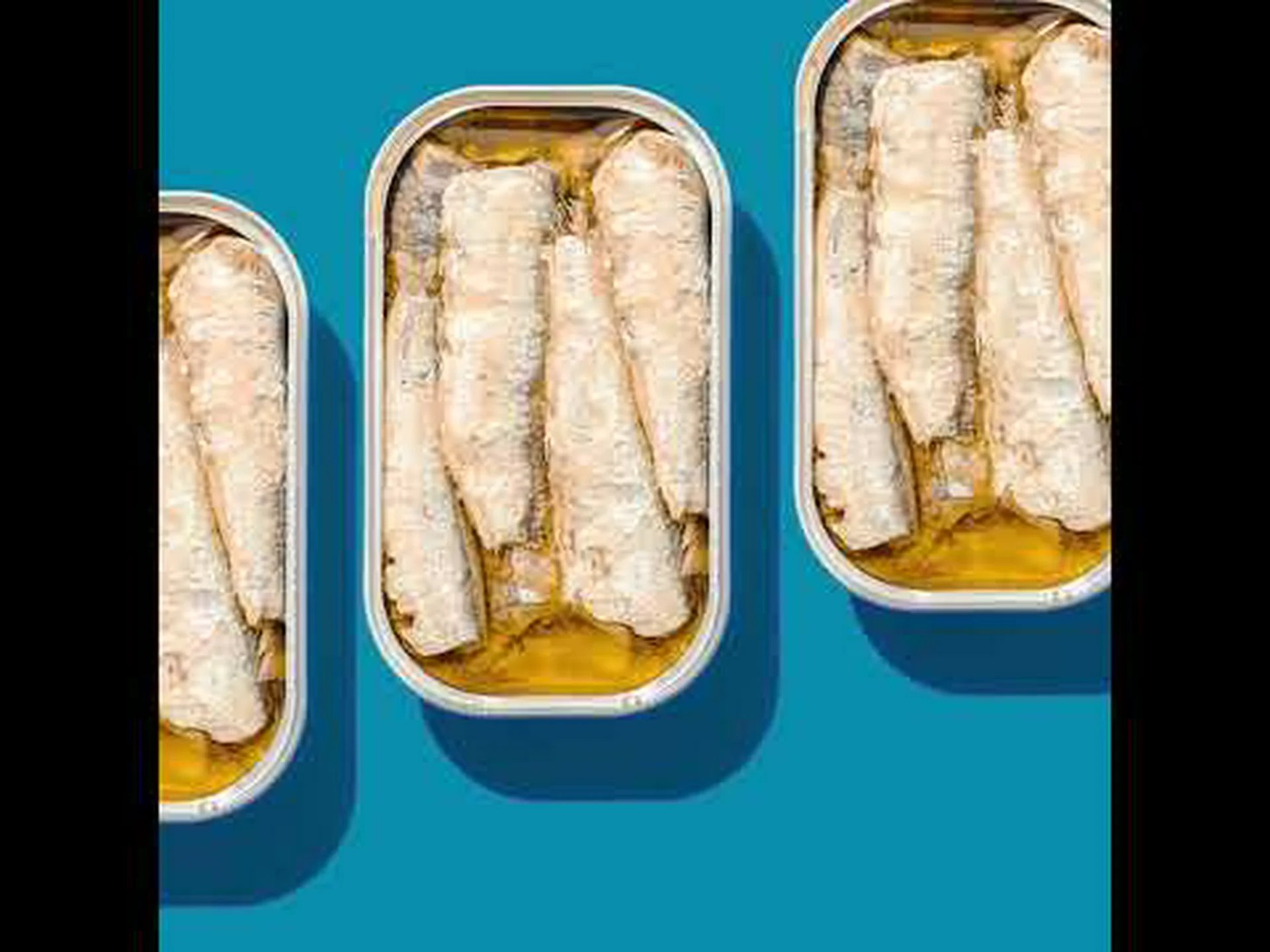 イワシとアンチョビの違いは何ですか? イワシとアンチョビの違いは何ですか?