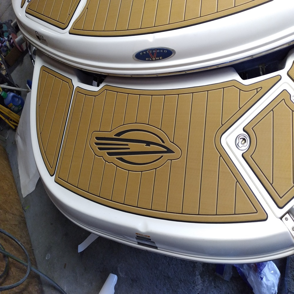 Chaparral-2 eva boat flooring