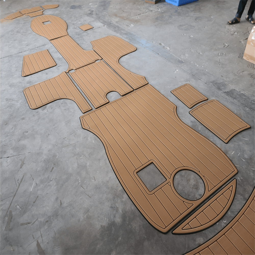 Chaparral-2 eva boat flooring