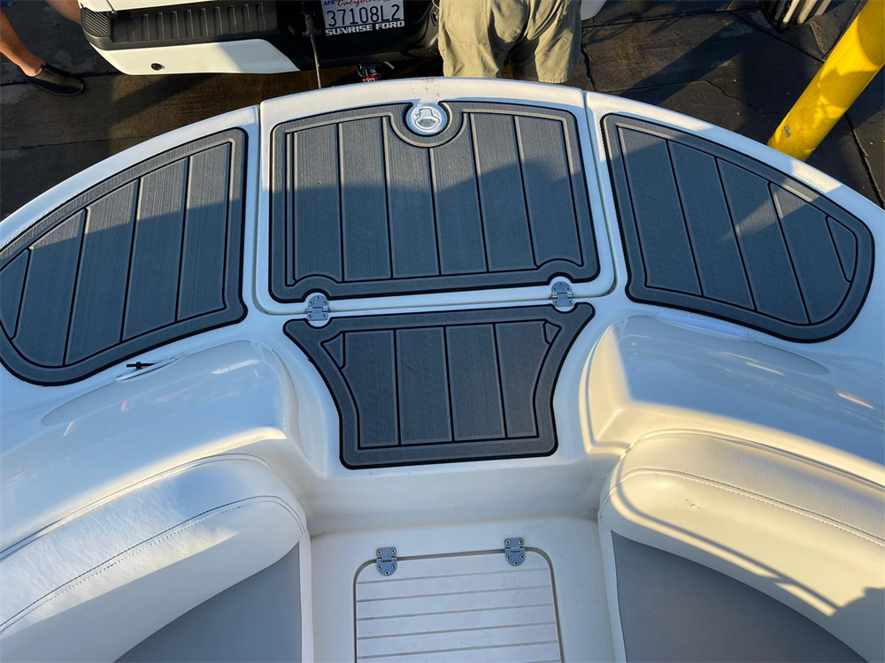 Chaparral-3 eva boat flooring