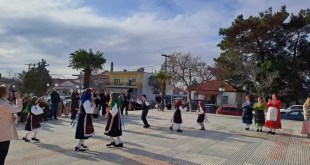 Ν.Μεσημβρία:Βρεξίματα των γαμπρών (vid-φώτο) Ν.Μεσημβρία:Βρεξίματα των γαμπρών (vid-φώτο)