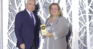 Κουφάλια:Τιμητική βράβευση για την Πρόεδρο της ΜΕΒΓΑΛ, κα Μαίρη Χατζάκου Κουφάλια:Τιμητική βράβευση για την Πρόεδρο της ΜΕΒΓΑΛ, κα Μαίρη Χατζάκου