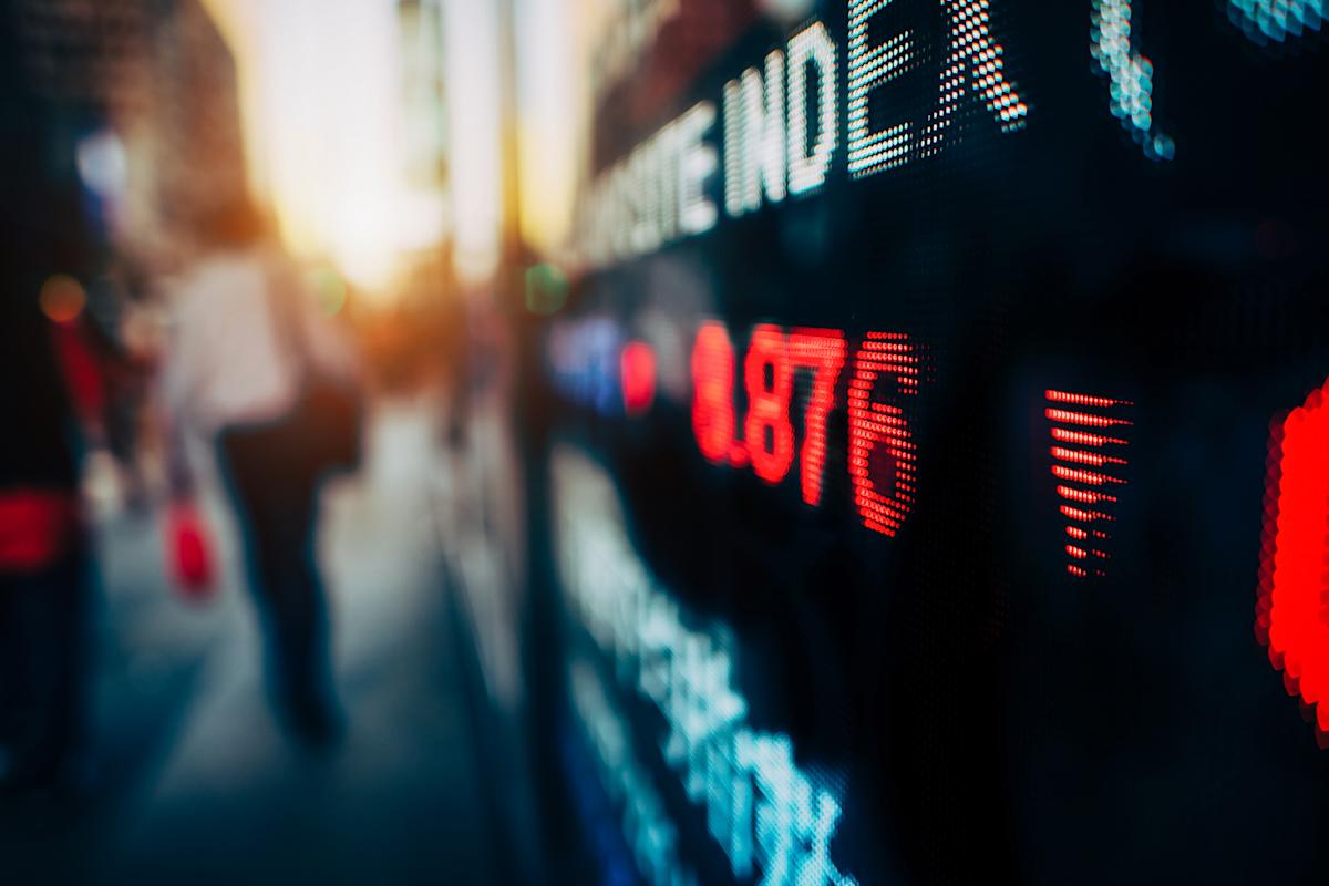 How to protect your money during economic turmoil, stock market volatility How to protect your money during economic turmoil, stock market volatility