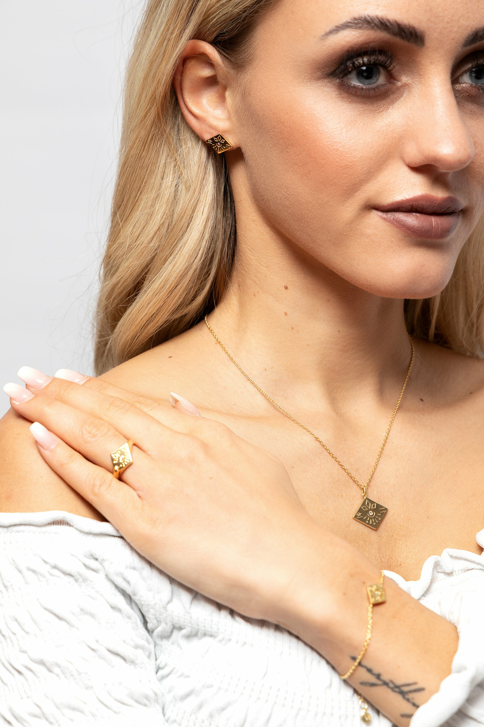 Ohrstecker 925 Silber vergoldet Tattoo Motiv Raute 41185161805918 – Bild 3