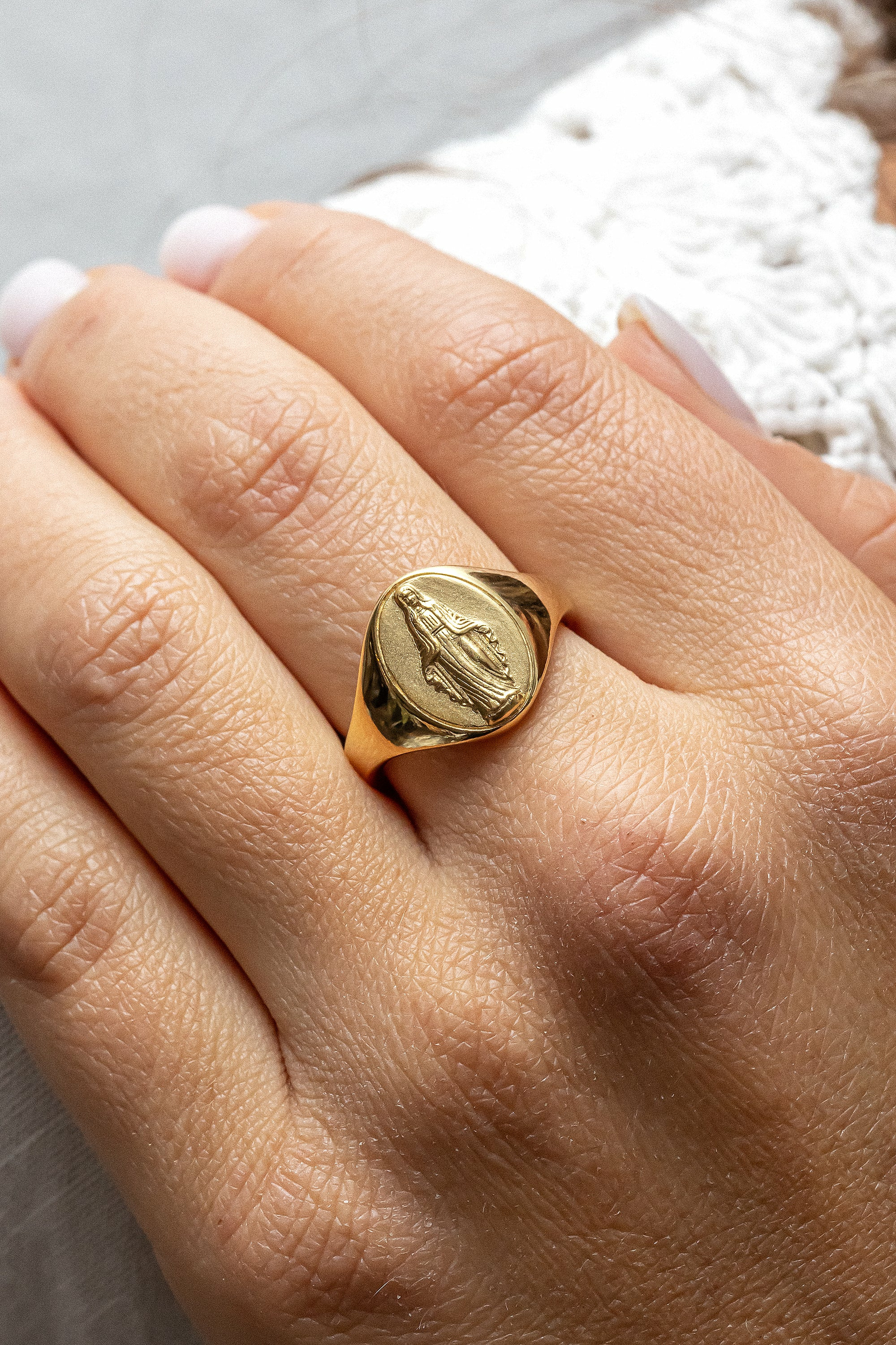 Ring 925 Silber vergoldet Madonna Siegelring 41184483180638 – Bild 2