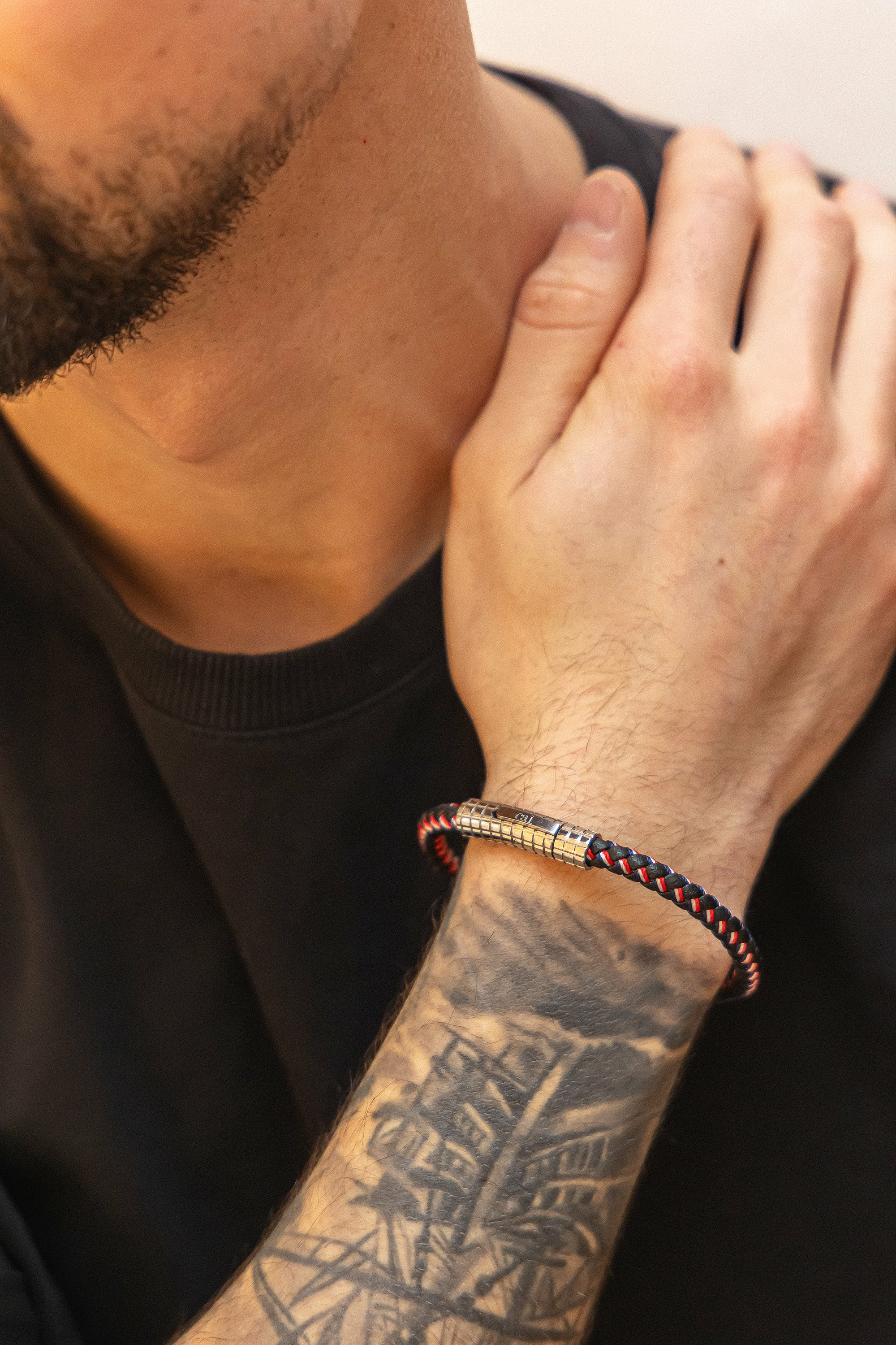 Armband Leder und Textil rot, weiß, blau 21cm 41185185071198 – Bild 3