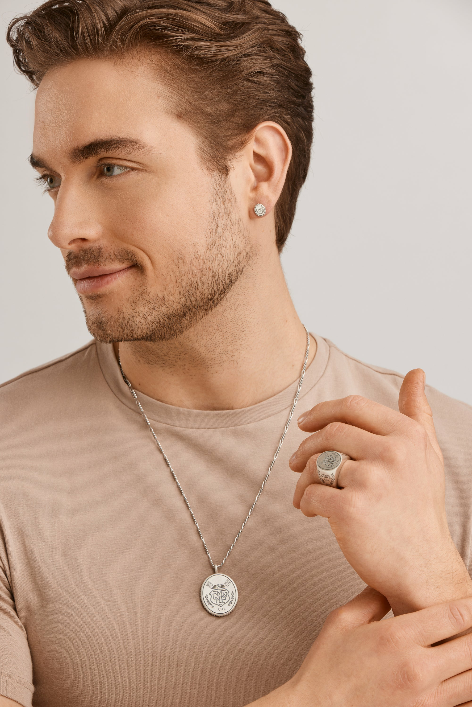 Anhänger mit Kette 925/- Silber satiniert oxidiert Champion Wappen 4118471658710...