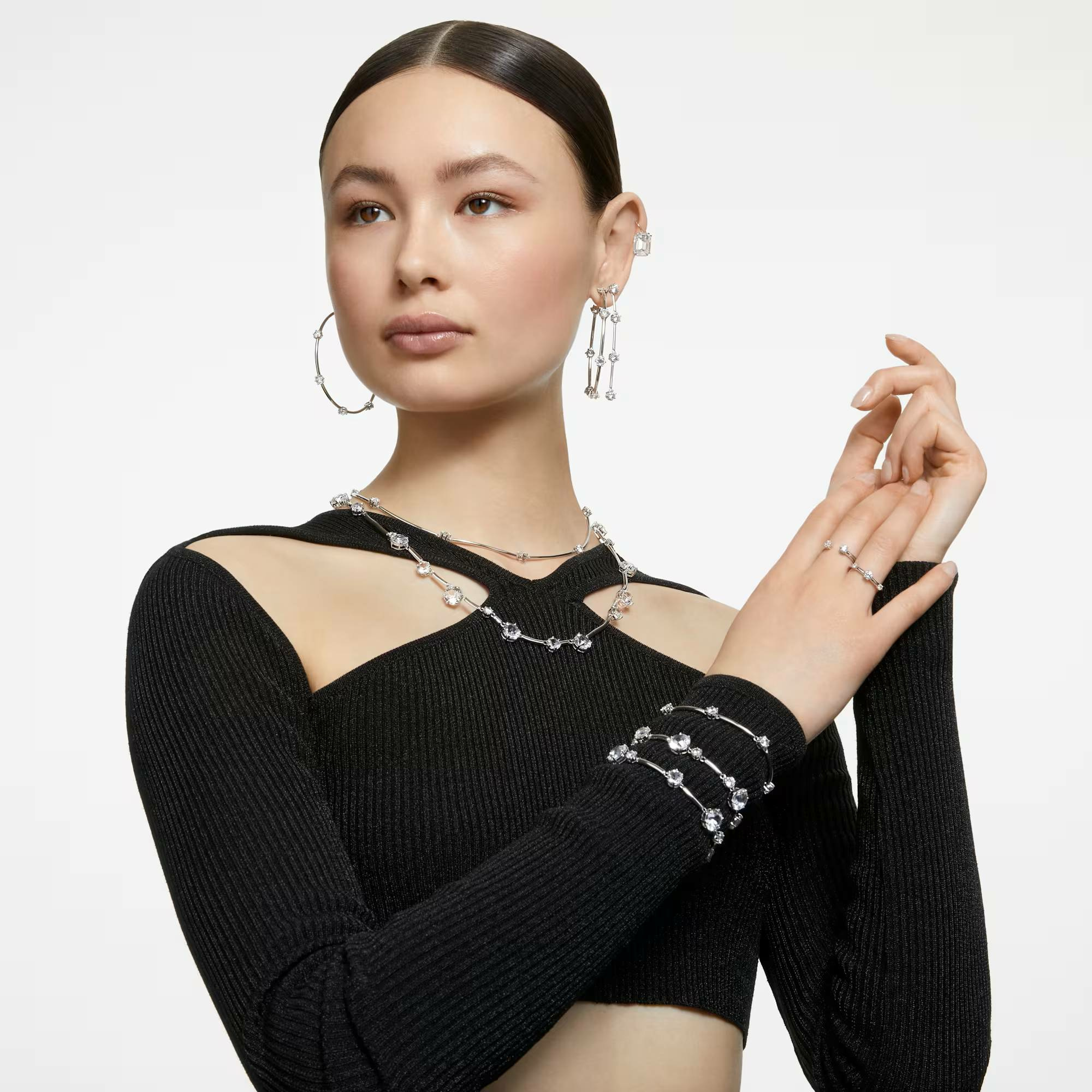 Swarovski Constella Ohrhänger Asymmetrisches Design 5641681 Swarovski Constella Ohrhänger Asymmetrisches Design 5641681