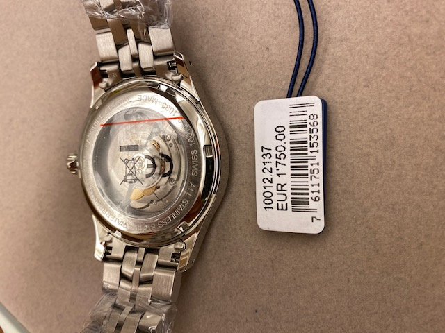 Revue Thommen Herren Armbanduhr Automatik Taucheruhr DATE POINTER 10012.2137 Revue Thommen Herren Armbanduhr Automatik Taucheruhr DATE POINTER 10012.2137