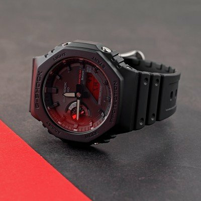 G-Shock Classic Style GA-B2100BBR-1AER Carbon Core Guard Uhr G-Shock Classic Style GA-B2100BBR-1AER Carbon Core Guard Uhr