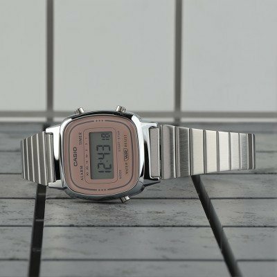 Casio Vintage LA670WEA-4A2EF Vintage Mini Uhr – Bild 2