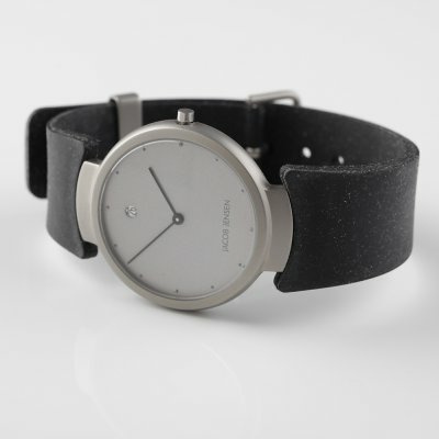 Jacob Jensen Classic collection JJ100 100 Round Uhr Jacob Jensen Classic collection JJ100 100 Round Uhr