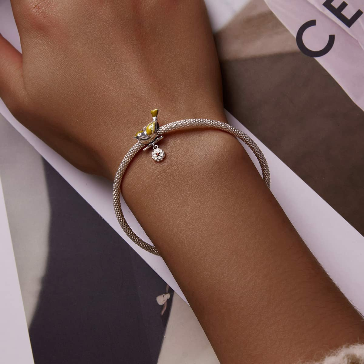 PANDORA Charm-Anhänger leuchtendes Glühwürmchen 799352c01 PANDORA Charm-Anhänger leuchtendes Glühwürmchen 799352c01