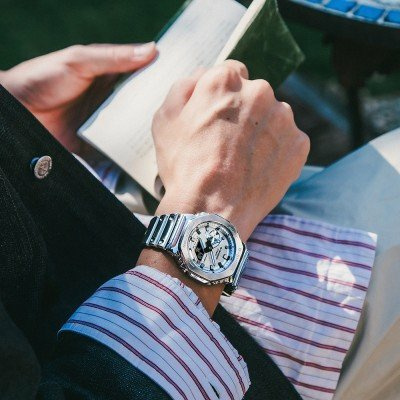 G-Shock G-Metal GM-2100YM-8AER Classic - Fine Metallic Uhr – Bild 3