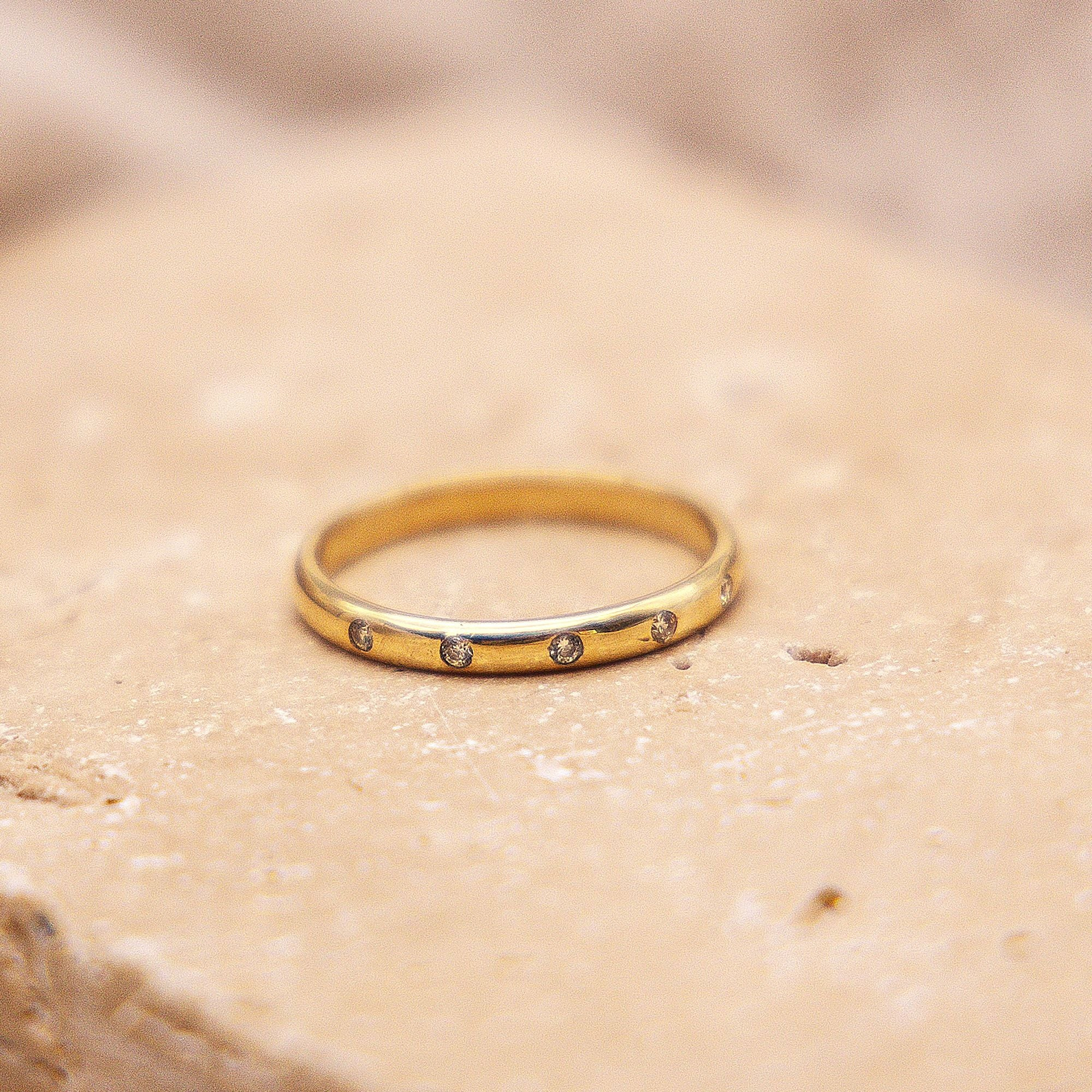 Fascination by Ellen K. 375 Gold mit 5x Zirkonia weiß Ring 41675918016606 – Bild 3