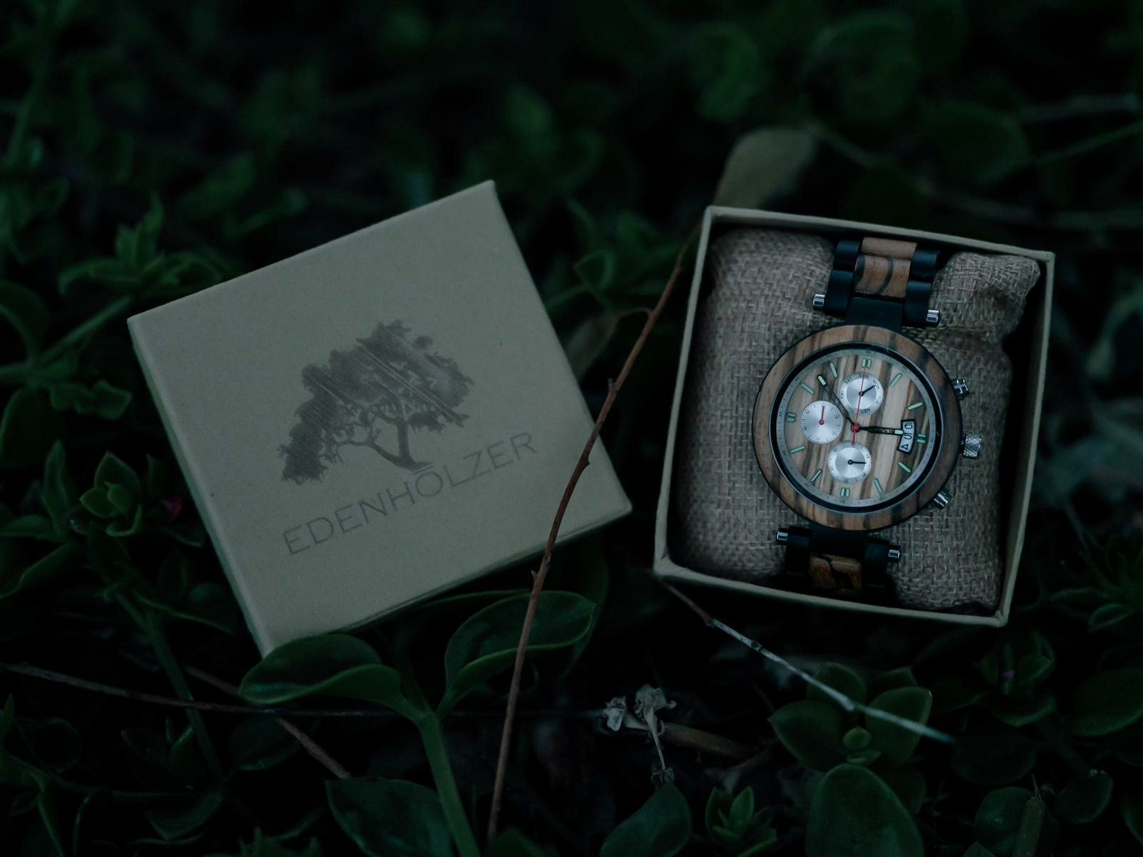 Edenhölzer Holzuhr Herren Armbanduhr Chronograph Hardlex Barbuda Datumsanzeige – Bild 2