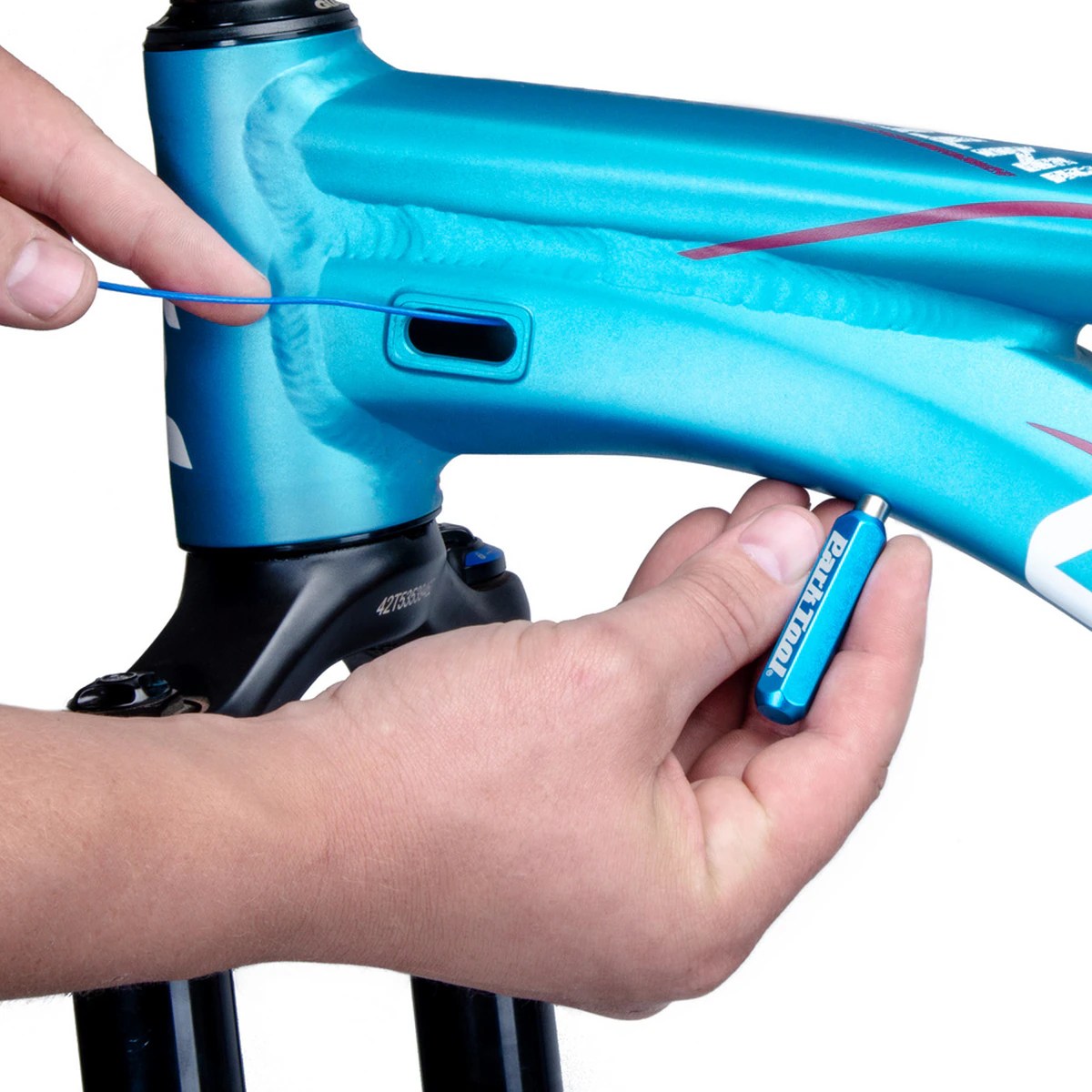 Park Tool IR-1.3 Montageset für interne Kabel- und Leitungsführung – Bild 3